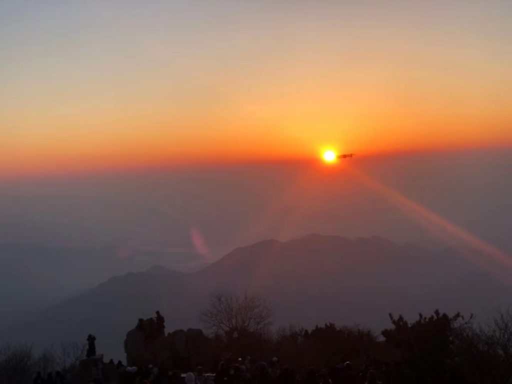 泰山日出